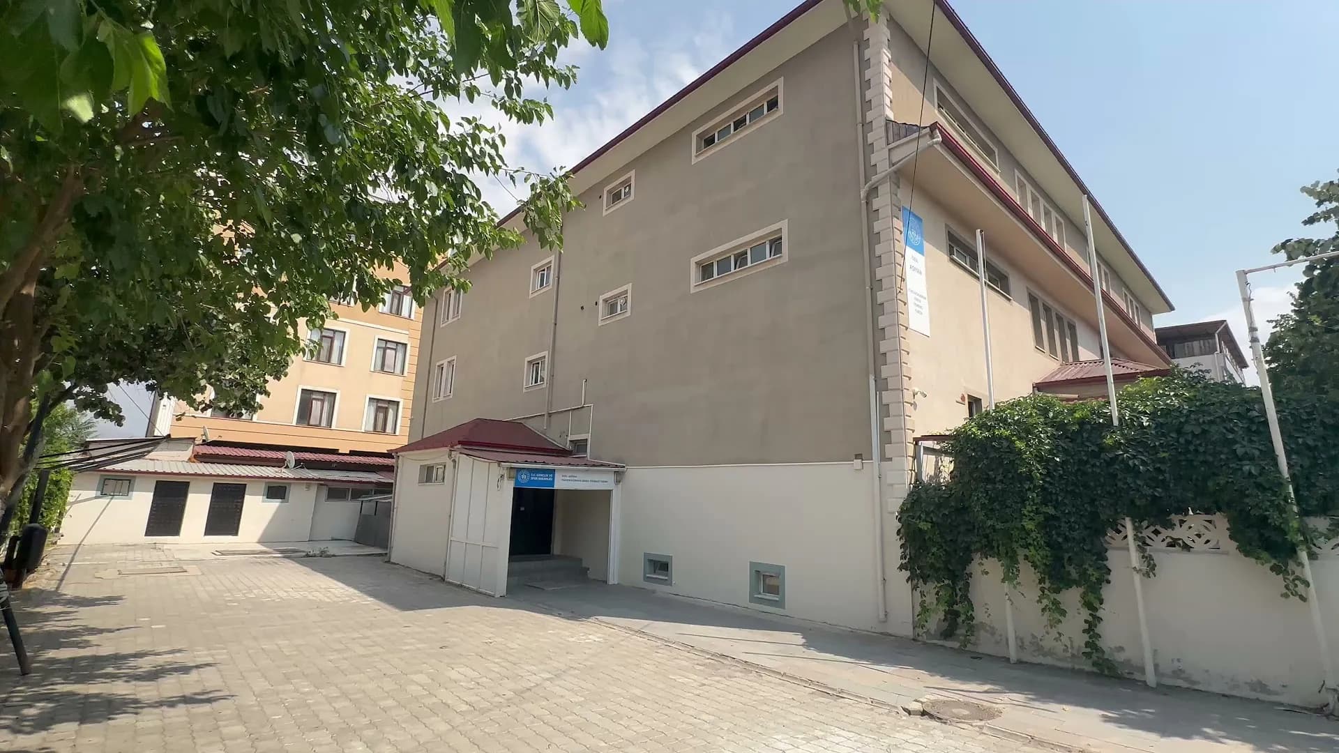 Özel Aşiyan Yüksek Öğretim Erkek Öğrenci Yurdu Küçük Resim 4
