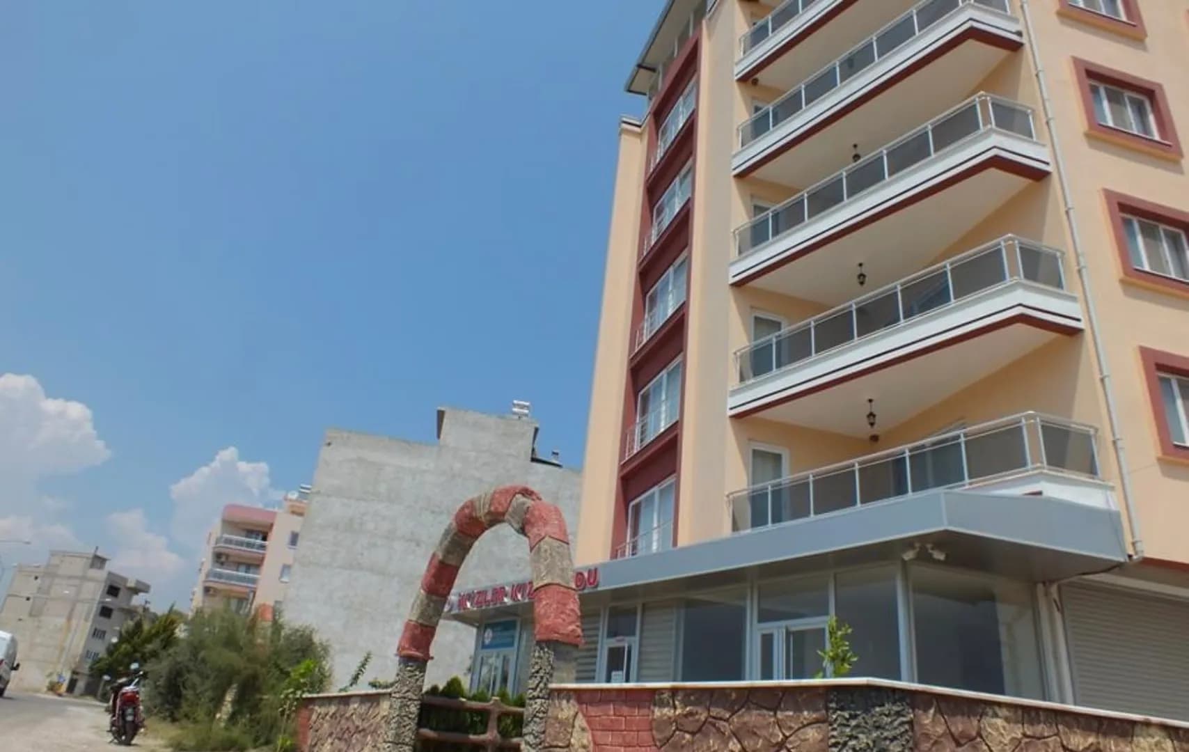 Köşk İkizler Kız Yurdu Küçük Resim 2