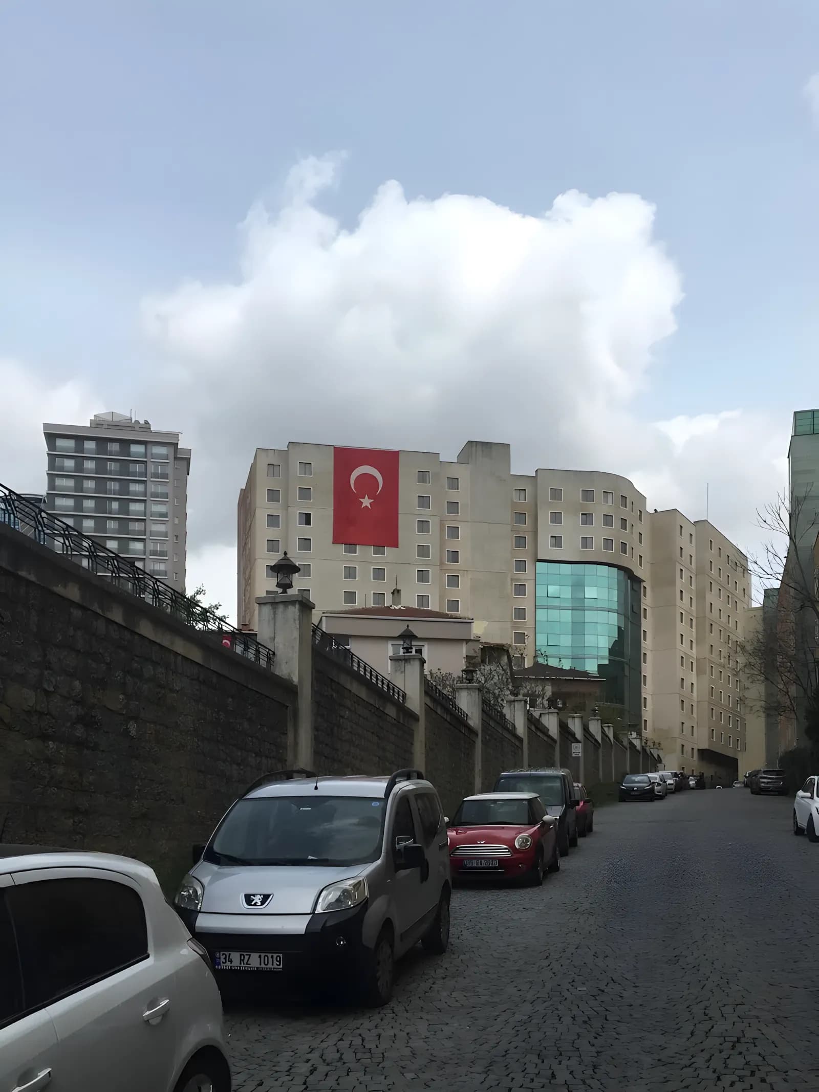 Yeditepe Üniversitesi Erkek Öğrenci Yurdu Küçük Resim 2