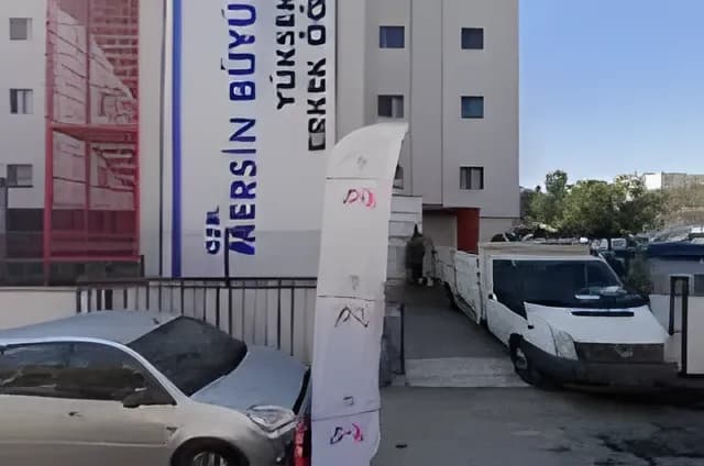 Mersin Belediyesi Erkek Öğrenci Yurdu Küçük Resim 2