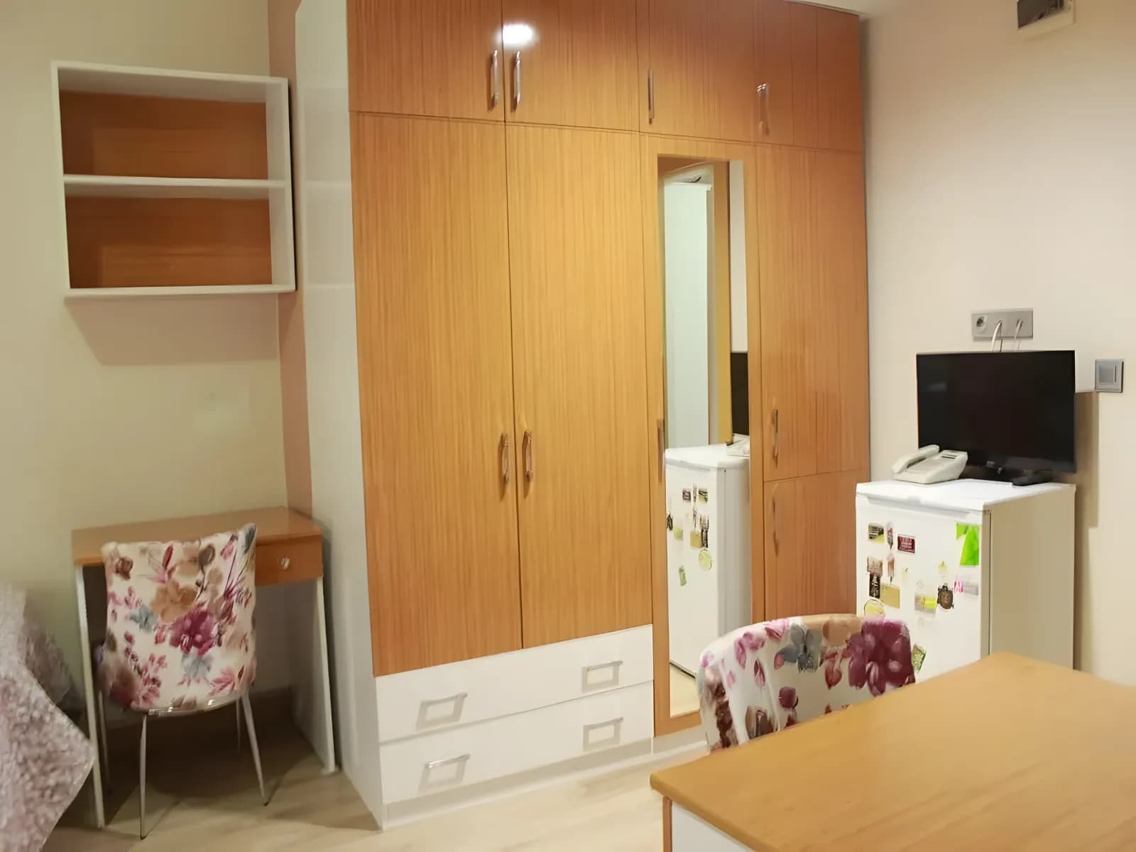 Mine Özel Kız Öğrenci Yurdu 3.Şube Küçük Resim 4