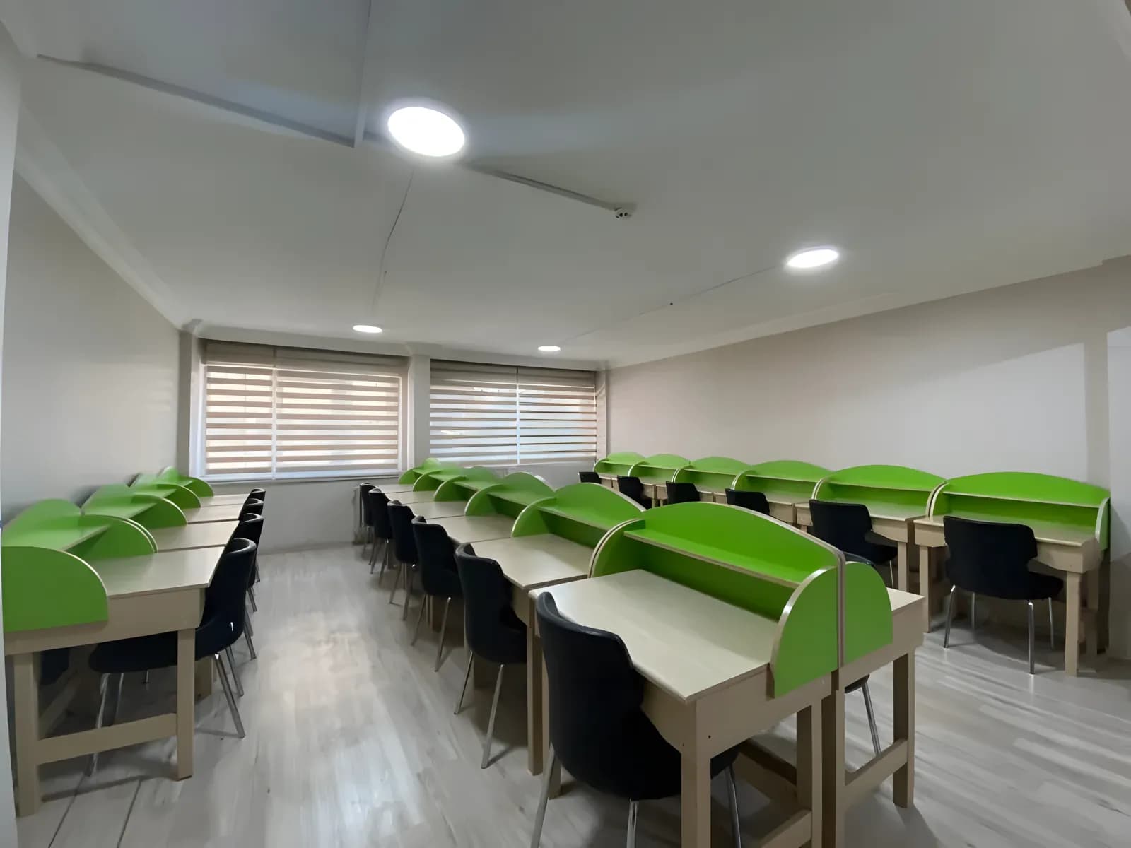 Özgüven Erkek Öğrenci Yurdu Küçük Resim 3