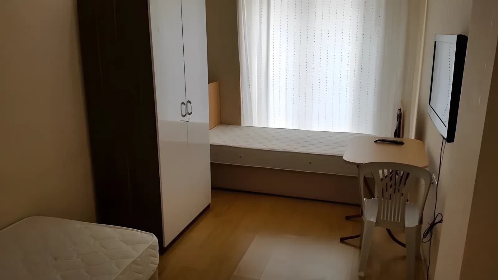 Özel Umut Erkek Öğrenci Apart Küçük Resim 6