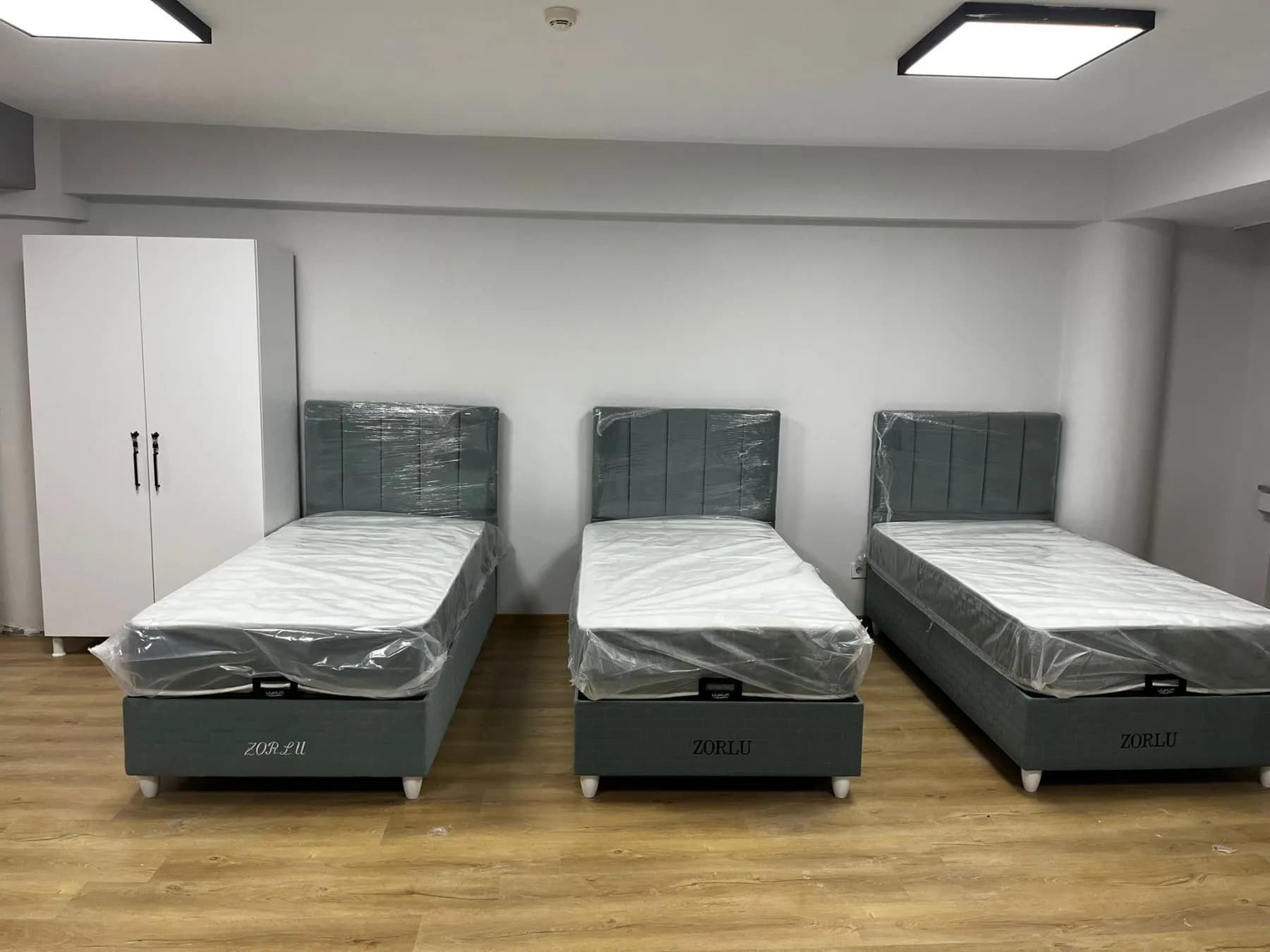 Şişli Zorlu Erkek Öğrenci Yurdu Küçük Resim 11