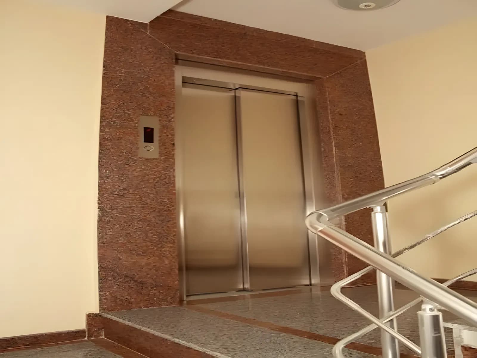 Kadıköy Işıksaçan Apartmanı Küçük Resim 19