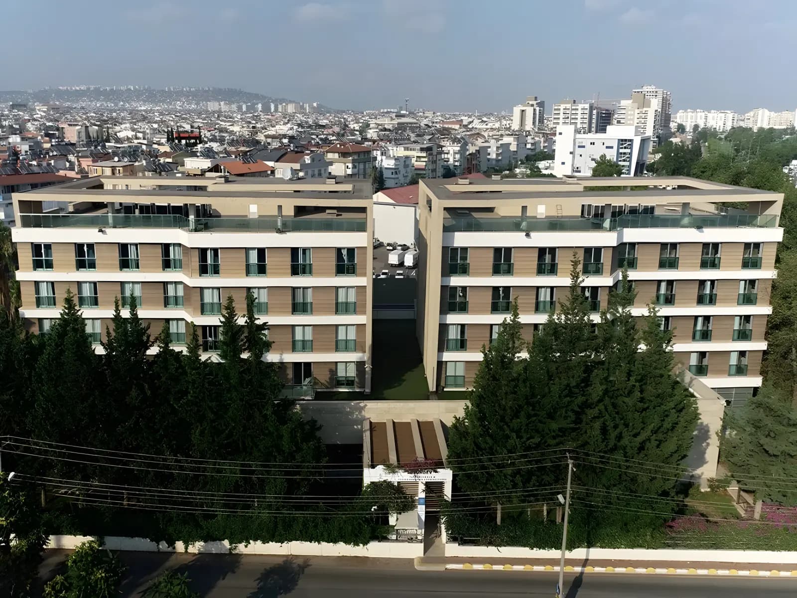 Fatma Aliye Hanım Yükseköğretim Kız Öğrenci Yurdu Küçük Resim 1