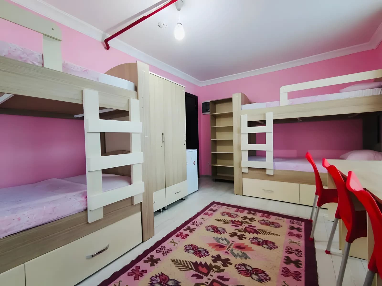 Akademi Kız Öğrenci Yurdu Küçük Resim 9