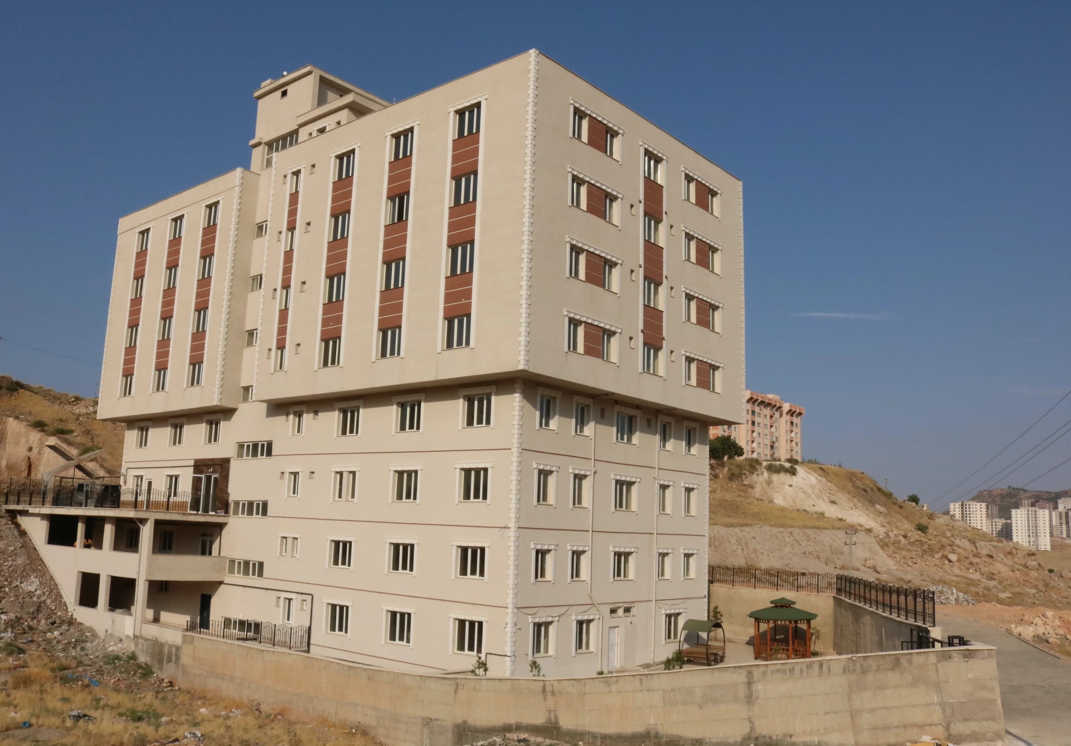 Hatuniye Yükseköğretim Kız Öğrenci Yurdu Küçük Resim 3