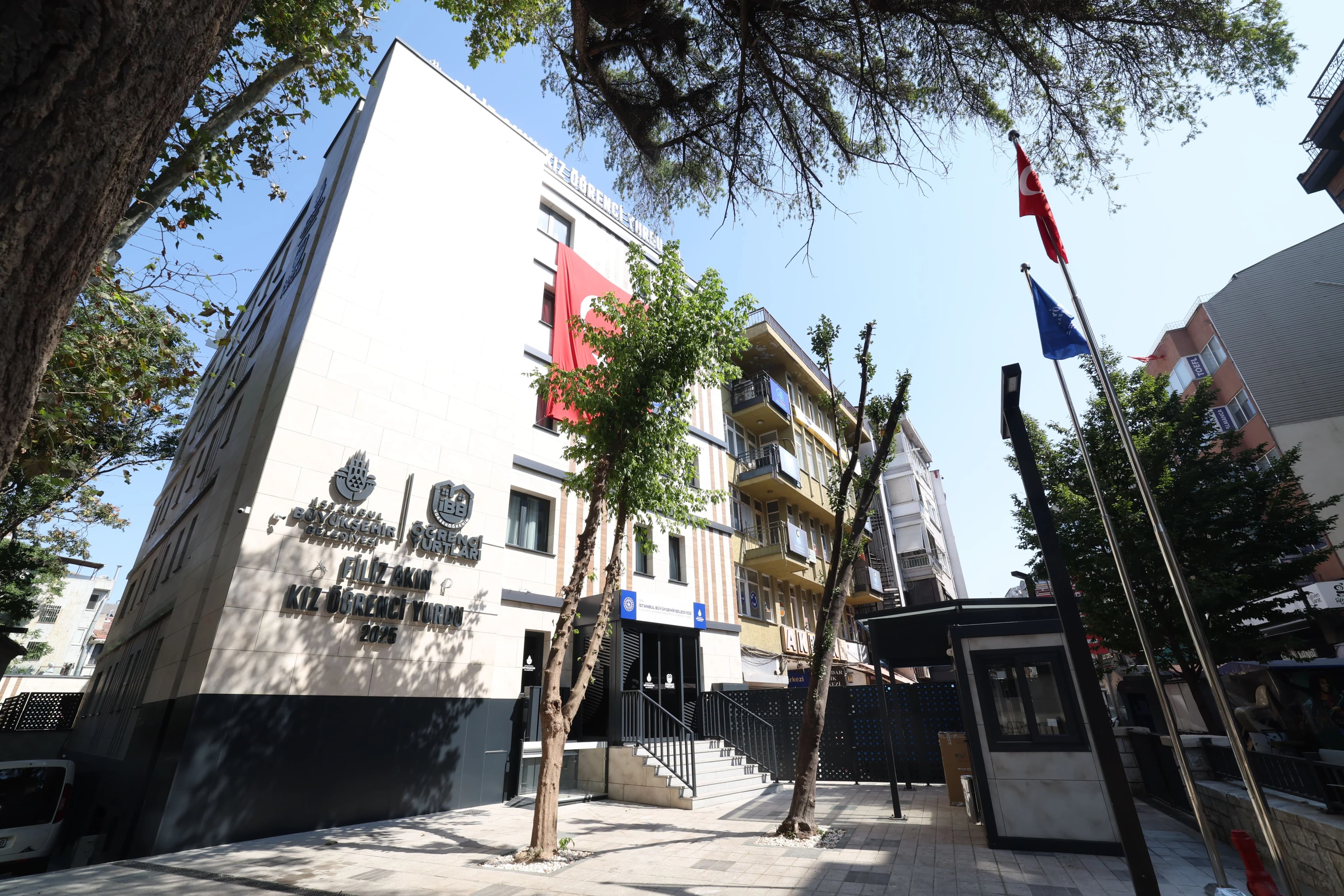 Kadıköy Filiz Akın Yükseköğrenim Kız Öğrenci Yurdu Küçük Resim 1