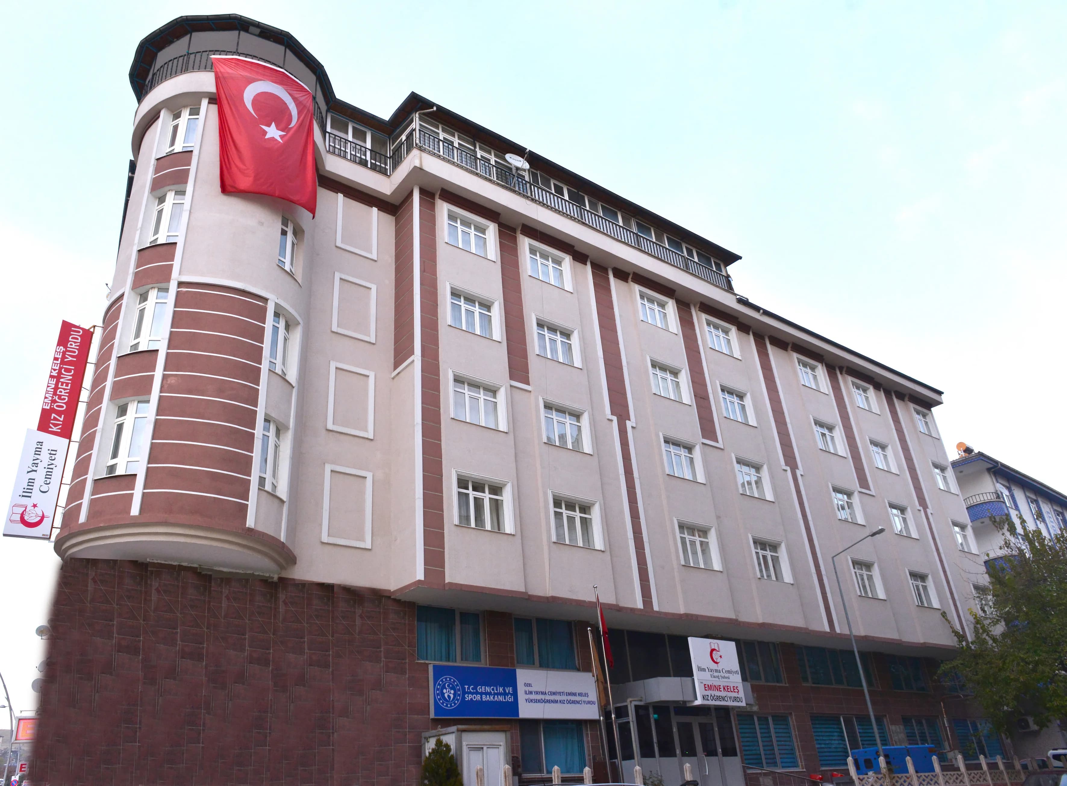 Emine Keleş Yükseköğretim Kız Öğrenci Yurdu Küçük Resim 1