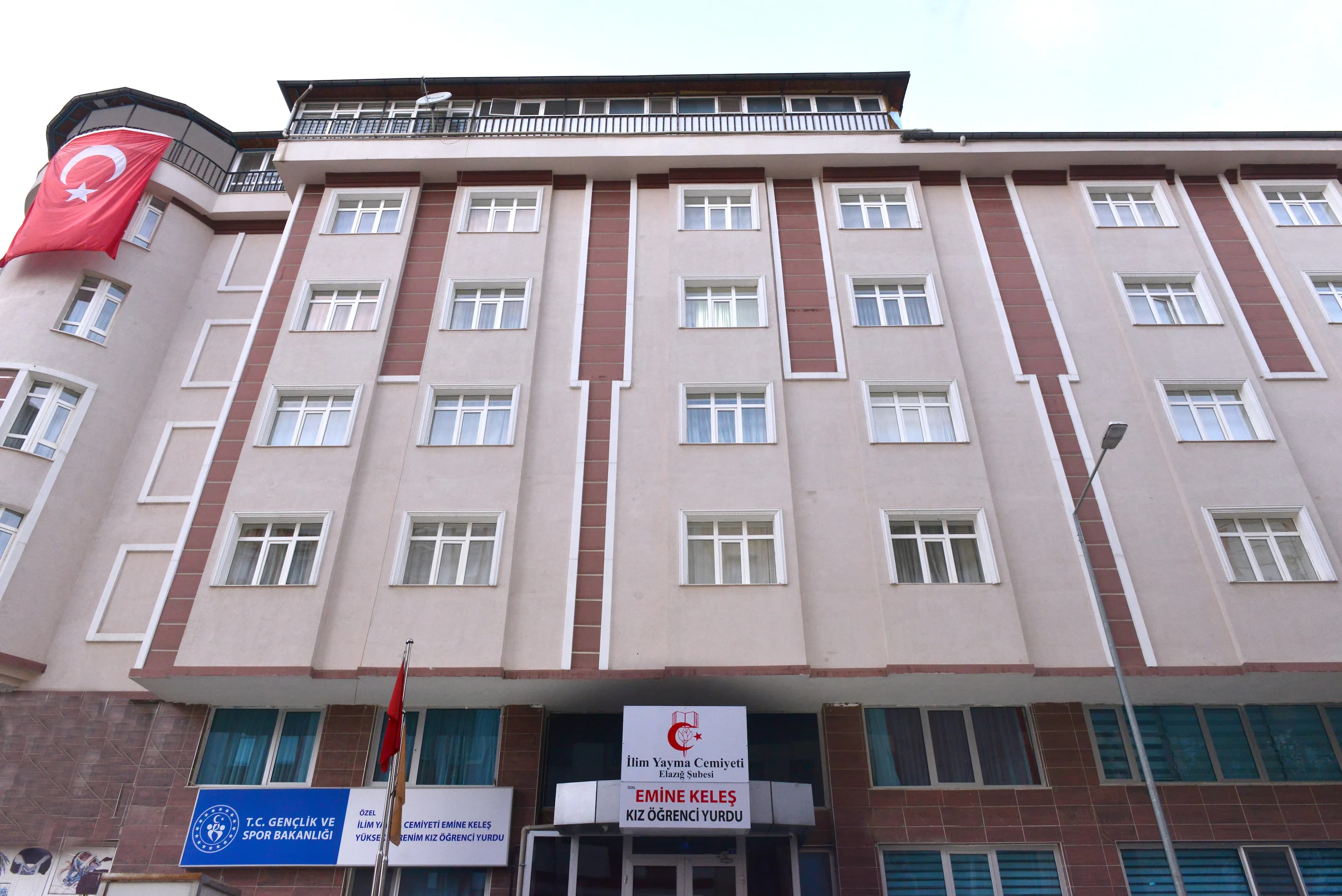Emine Keleş Yükseköğretim Kız Öğrenci Yurdu Küçük Resim 2