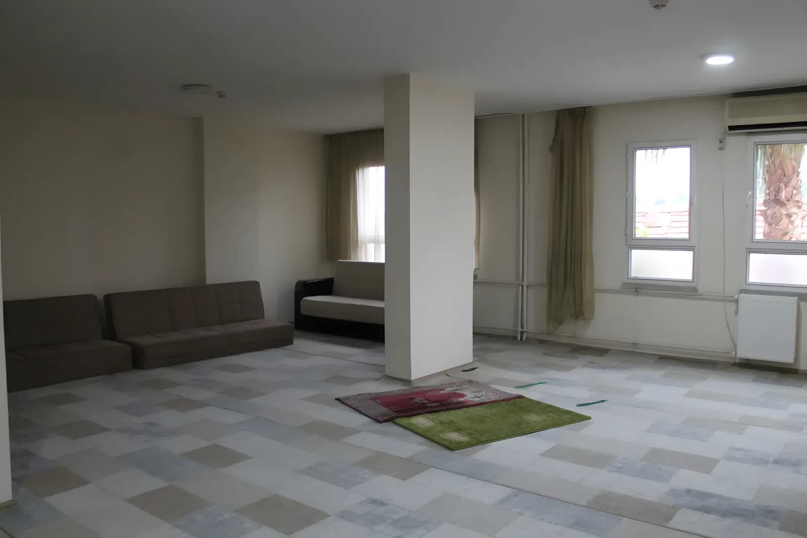 Katipoğlu Munise Hanım Yükseköğretim Erkek Öğrenci Yurdu Küçük Resim 1