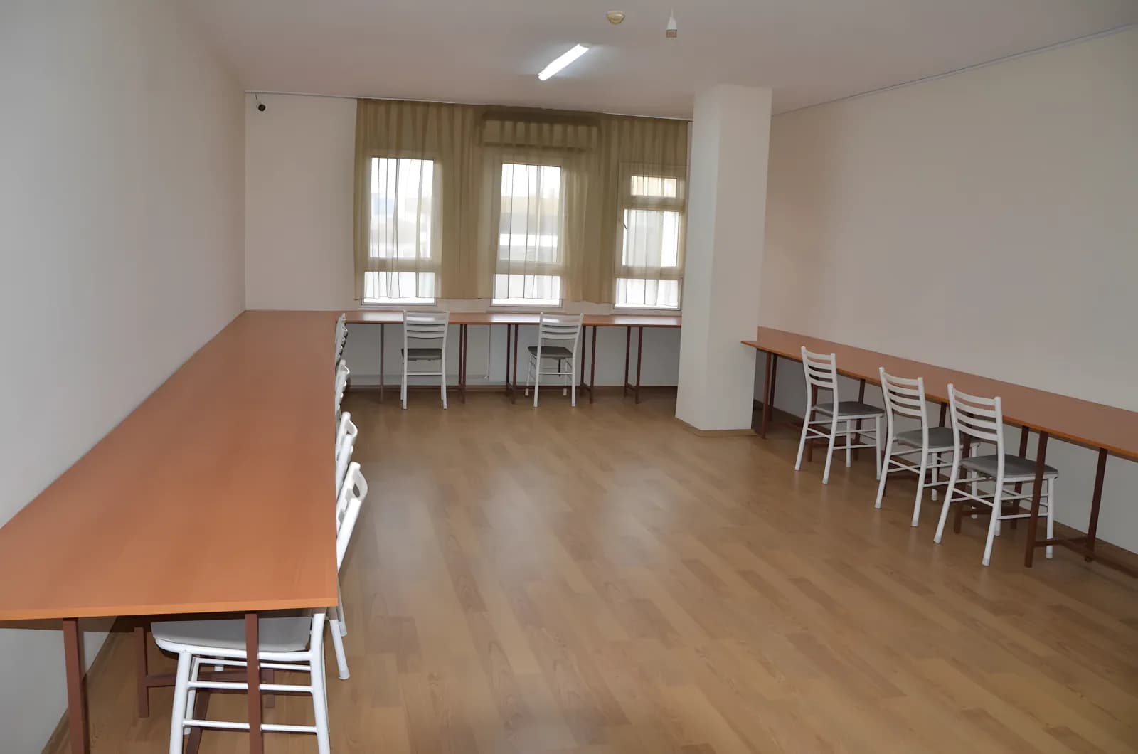 Katipoğlu Munise Hanım Yükseköğretim Erkek Öğrenci Yurdu Küçük Resim 3
