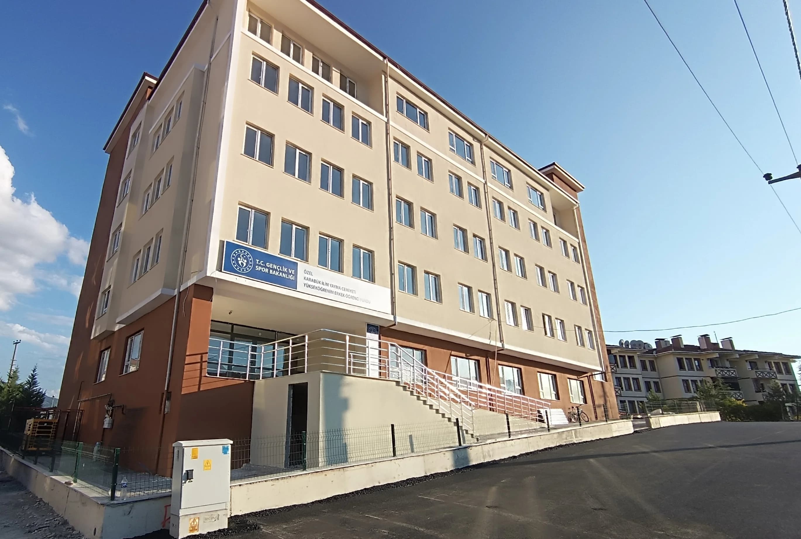 Karabük Yükseköğretim Erkek Öğrenci Yurdu Küçük Resim 1