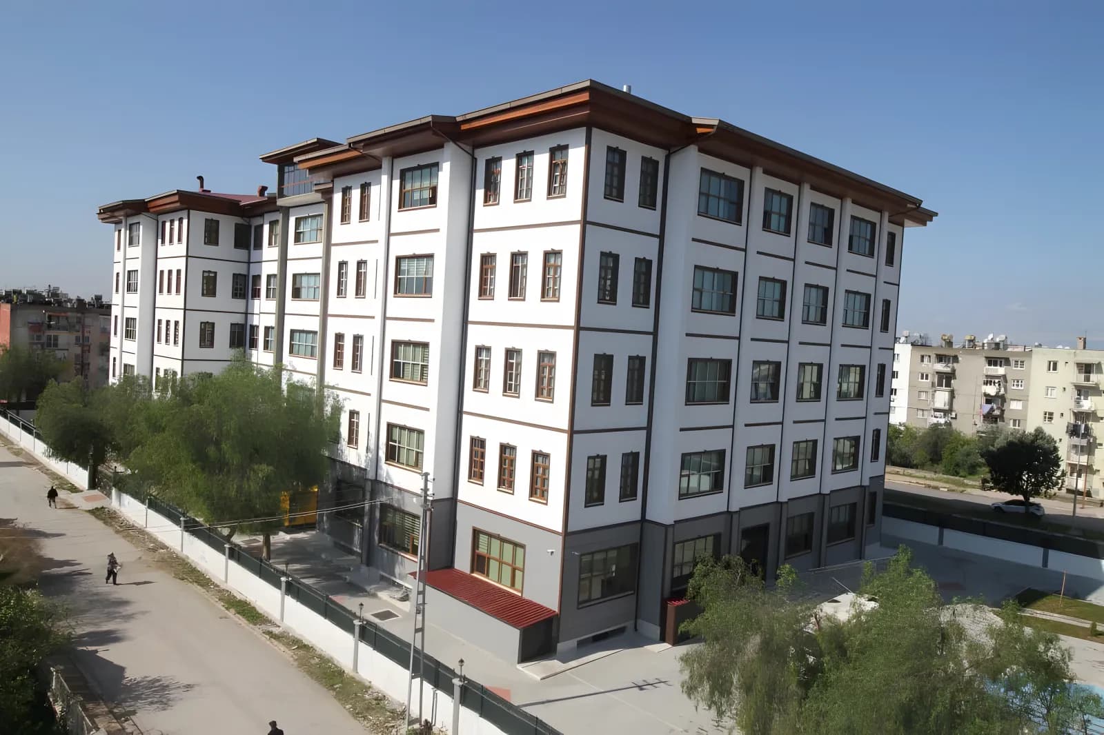 Türkiye Diyanet Vakfı Adana Yükseköğrenim Kız Öğrenci Yurdu Küçük Resim 1