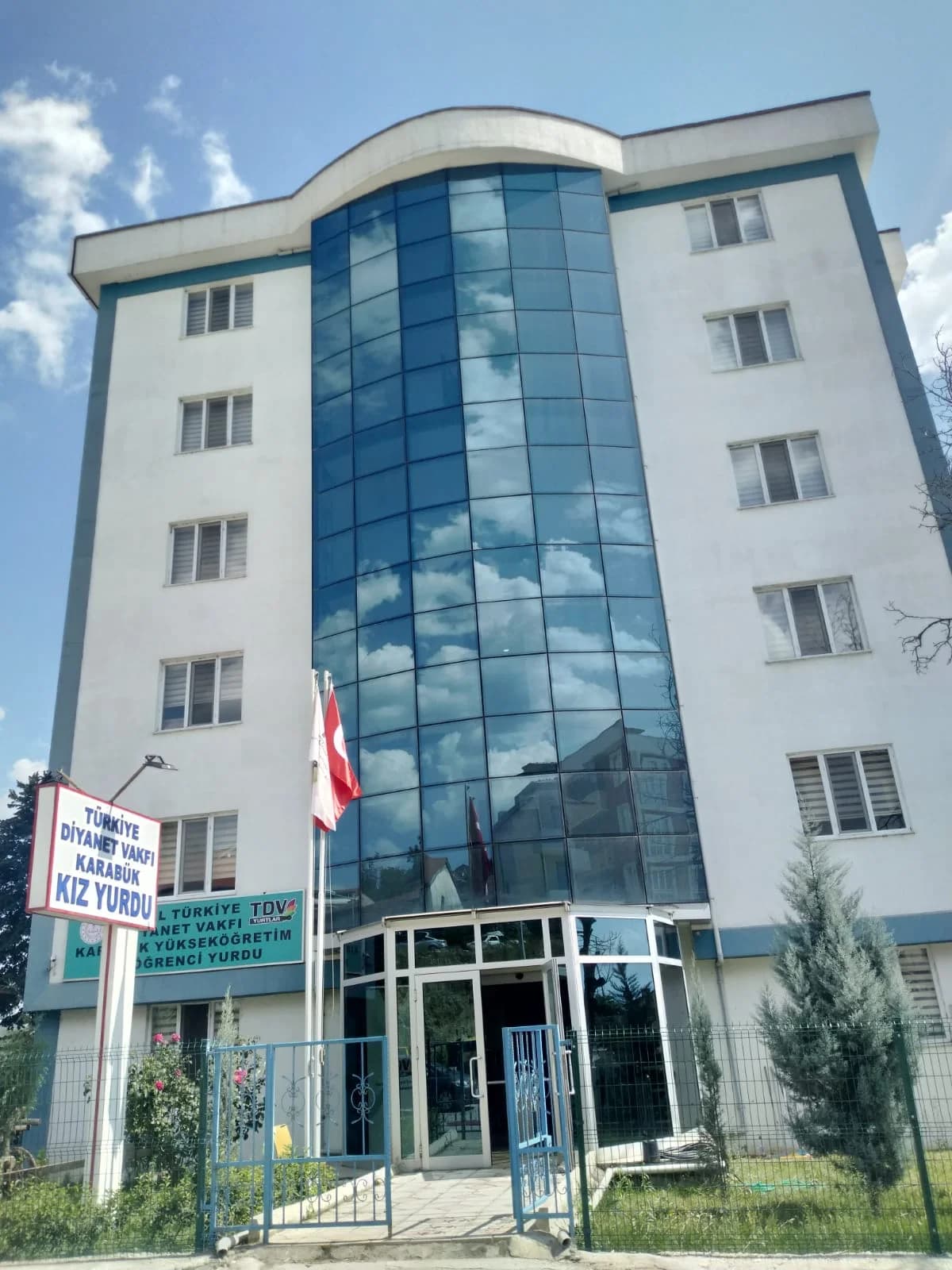 Türkiye Diyanet Vakfı Karabük Yükseköğrenim Kız Öğrenci Yurdu Küçük Resim 7