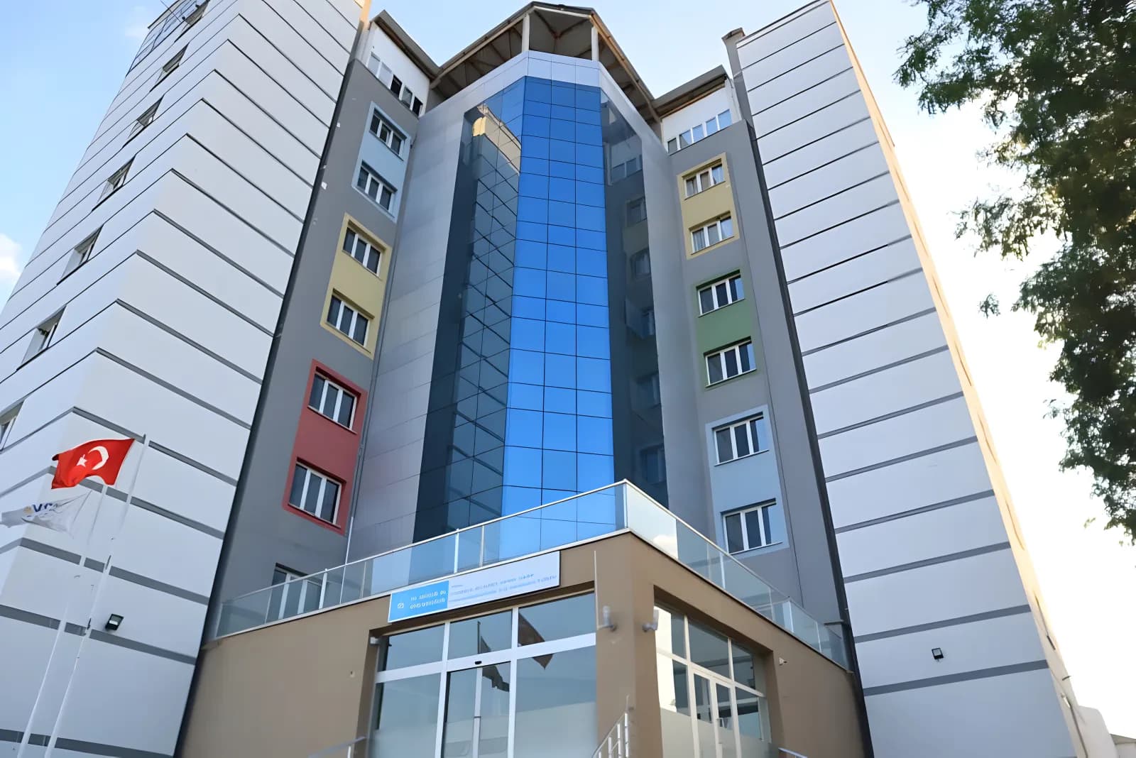 Türkiye Diyanet Vakfı Uşak Yükseköğretim Kız Öğrenci Yurdu Küçük Resim 1