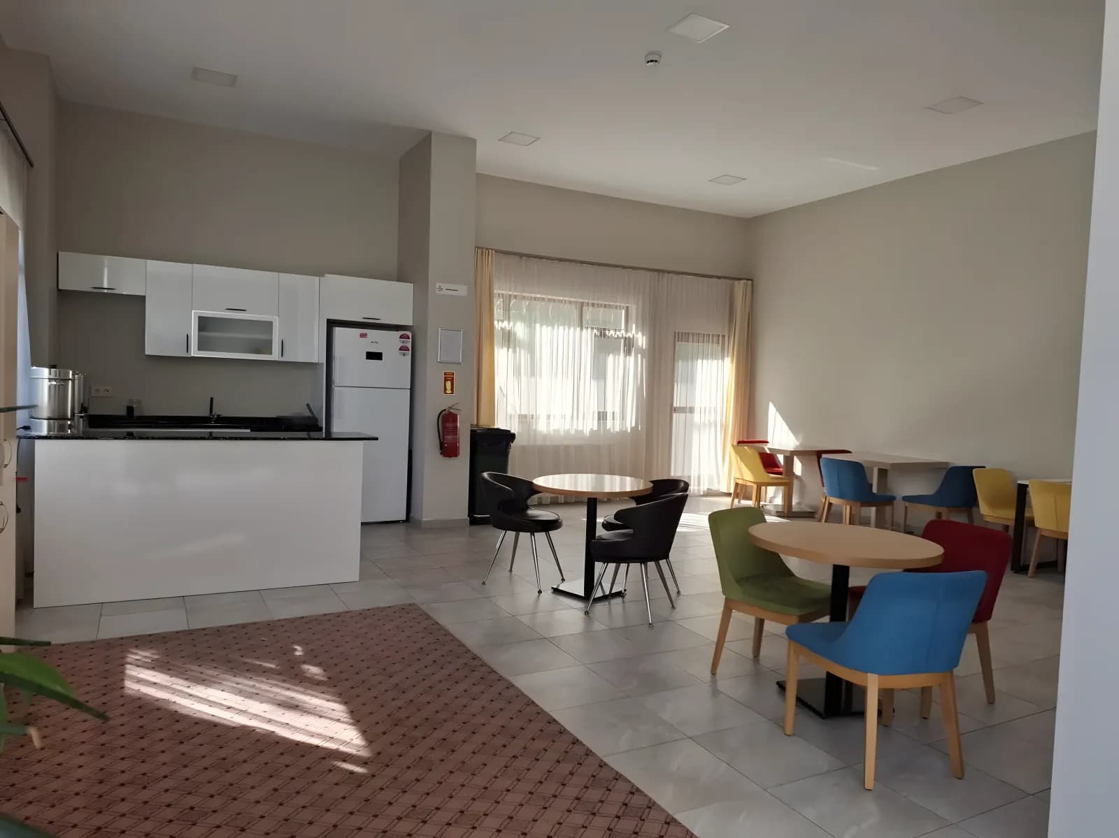Özel Ensar Vakfı İstanbul Bağcılar Hazreti Hatice Yükseköğrenim Kız Öğrenci Yurdu Küçük Resim 8