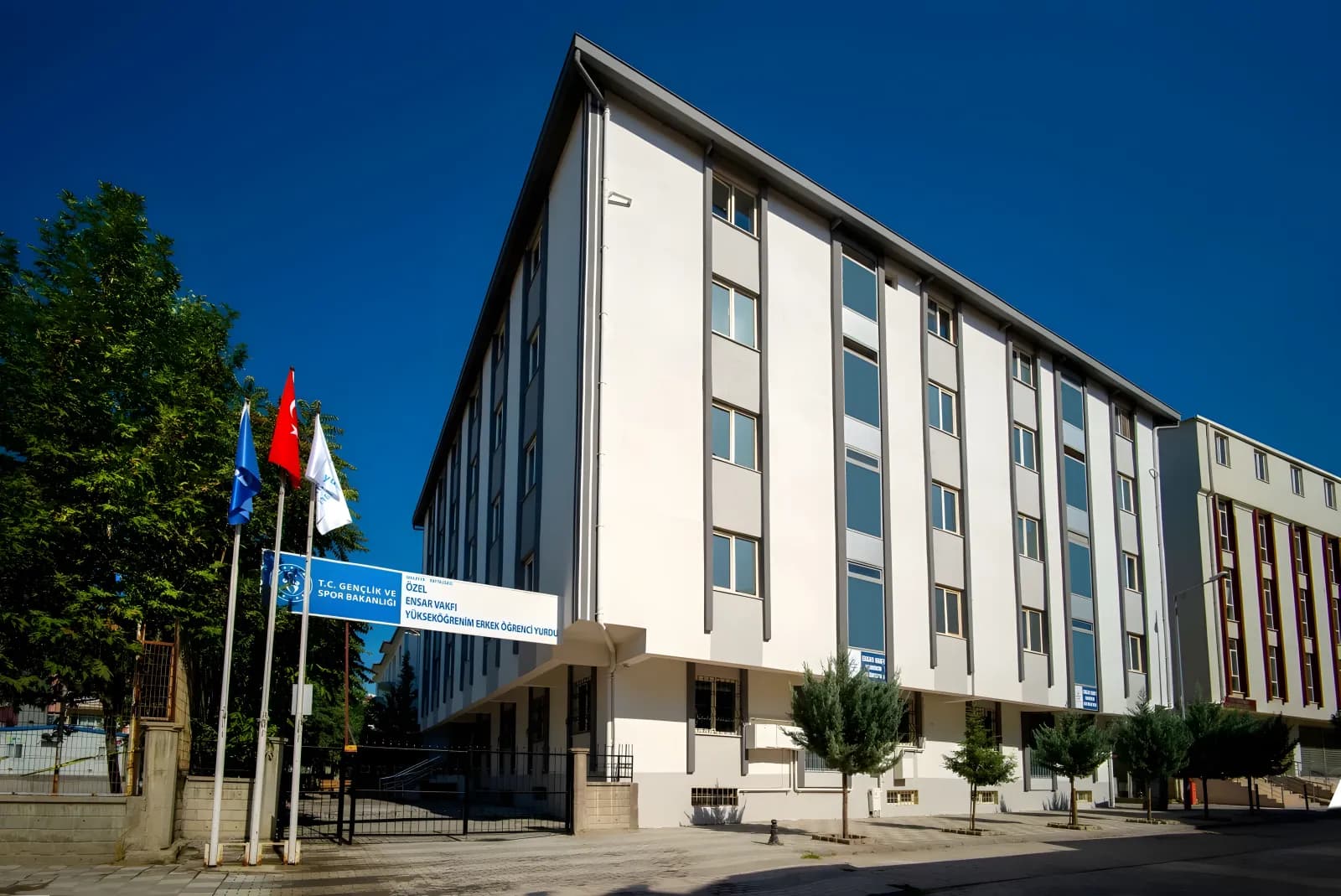 Özel Ensar Vakfı Malatya Yükseköğrenim Erkek Öğrenci Yurdu Küçük Resim 1