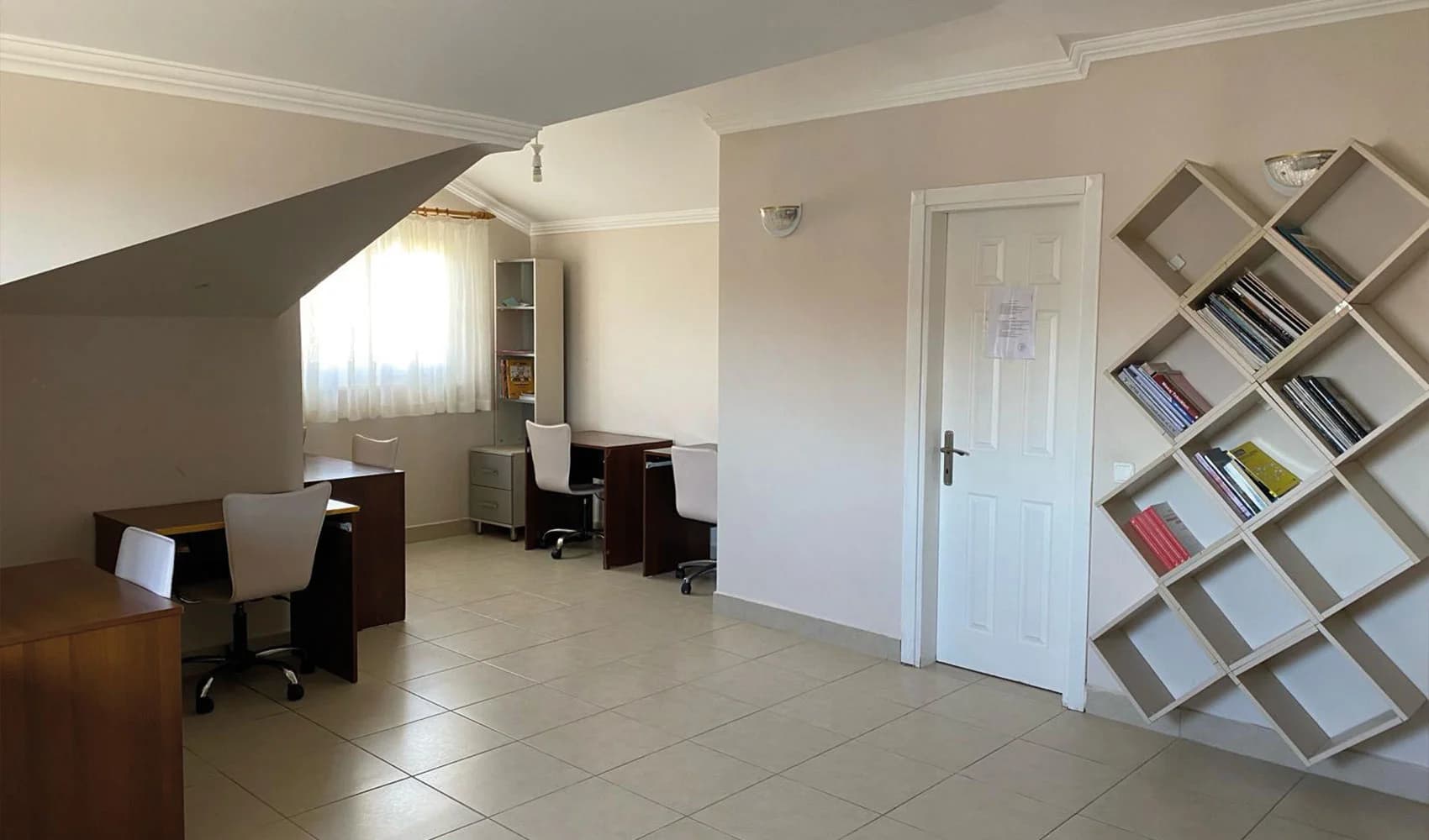 Özel İnsan Vakfı Alanya Yükseköğretim Kız Öğrenci Yurdu Küçük Resim 5
