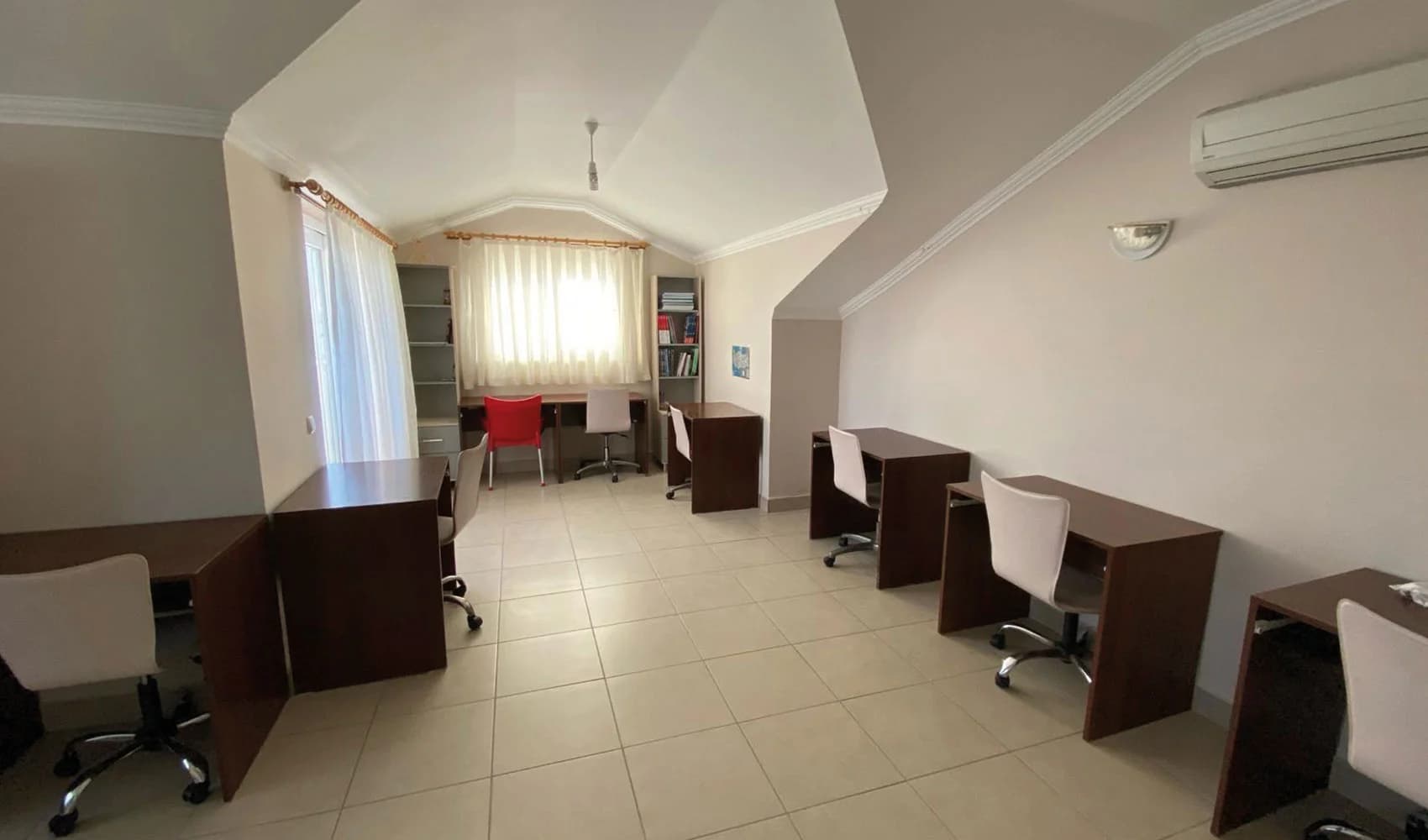 Özel İnsan Vakfı Alanya Yükseköğretim Kız Öğrenci Yurdu Küçük Resim 6