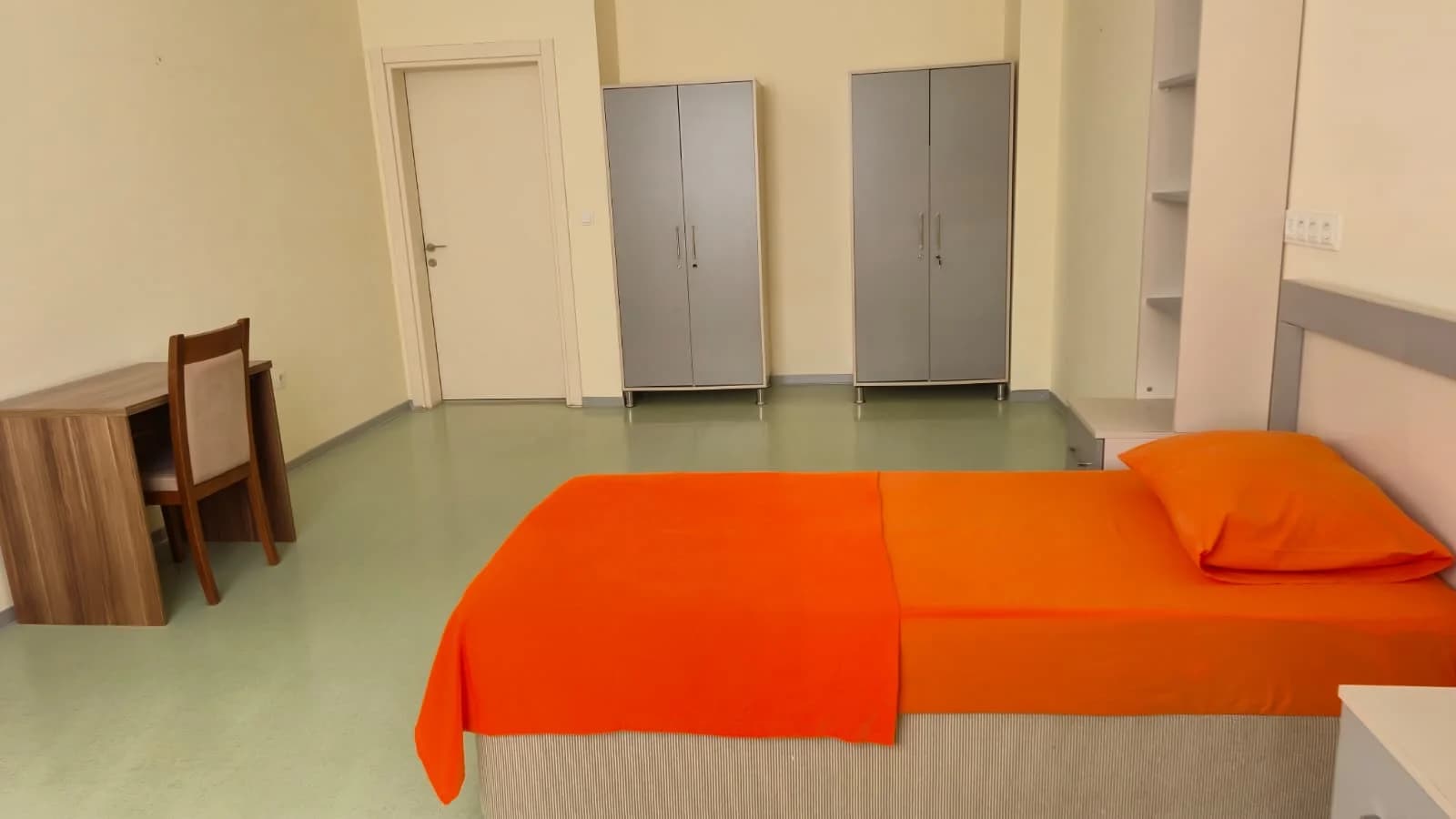 Özel İnsan Vakfı Ramazan Karaalp Yükseköğretim Kız Öğrenci Yurdu Küçük Resim 11