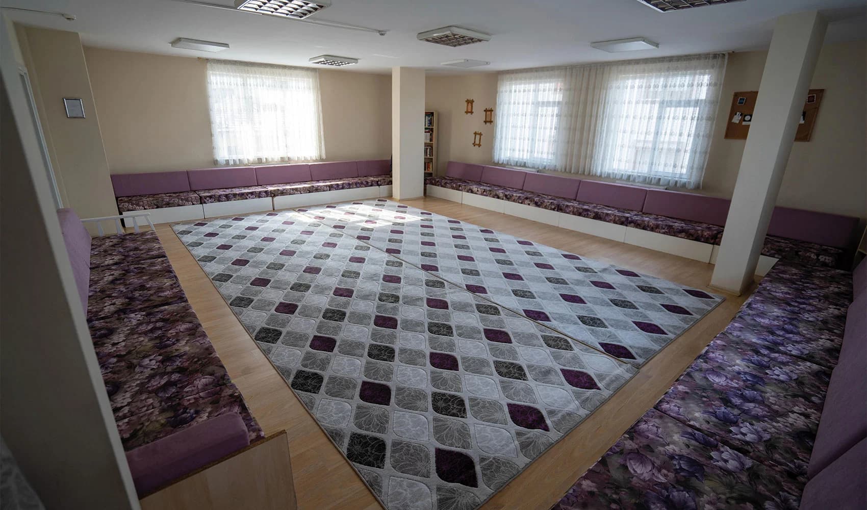 Özel İnsan Vakfı Vefa  Yükseköğretim Kız Öğrenci Yurdu Küçük Resim 4
