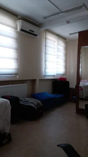 Amir R*** fotoğrafı 5