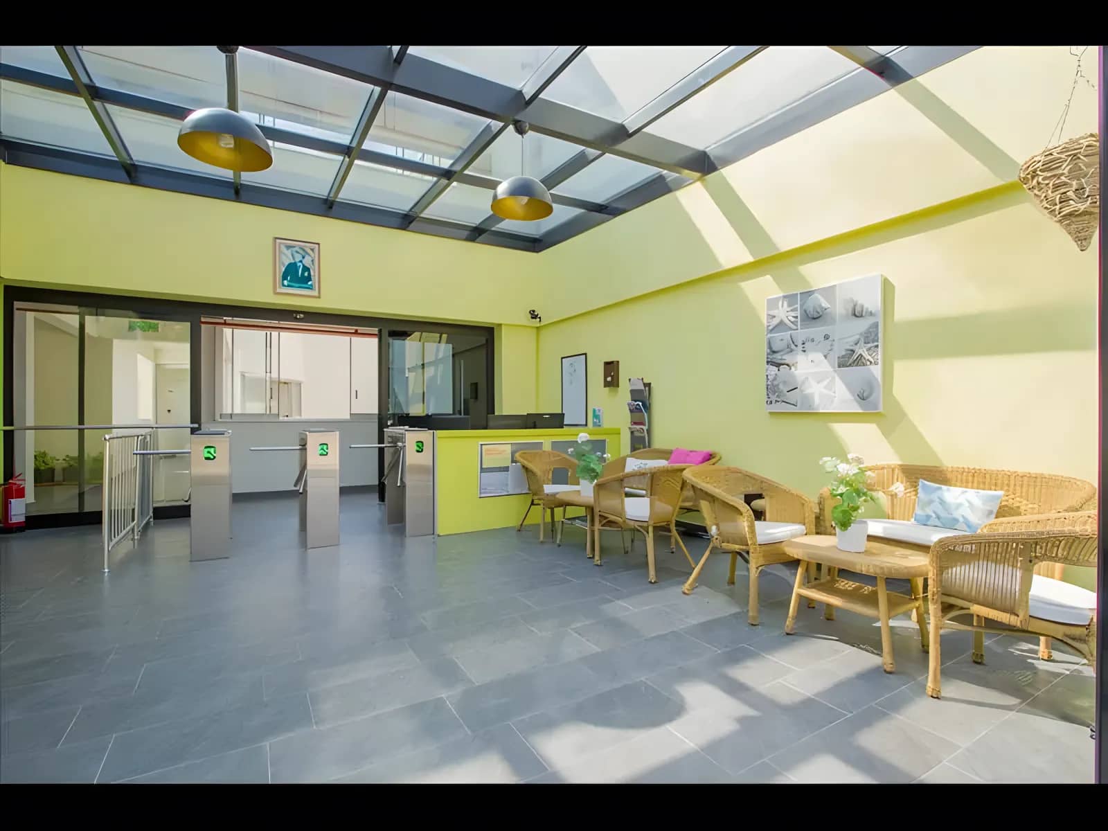 İzmir Üniyurt Özel Öğrenci Yurdu