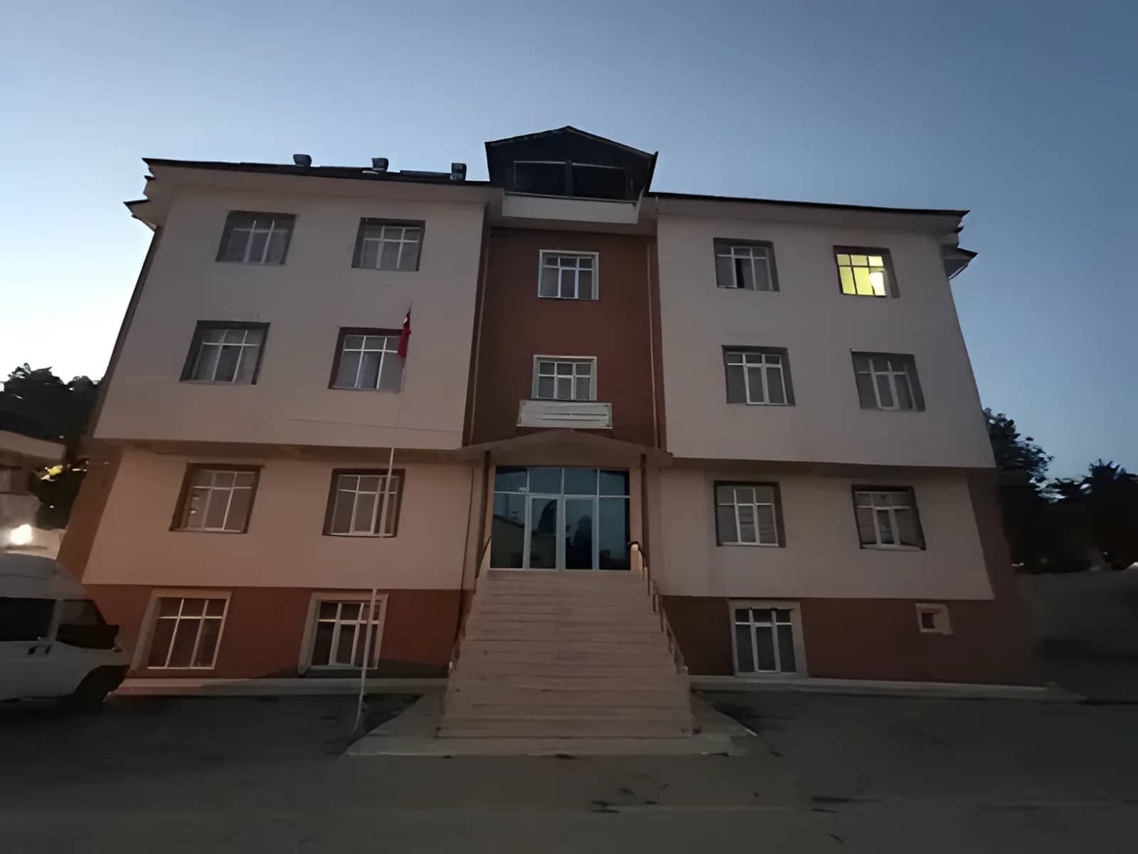 Almus Erkek Öğrenci Yurdu