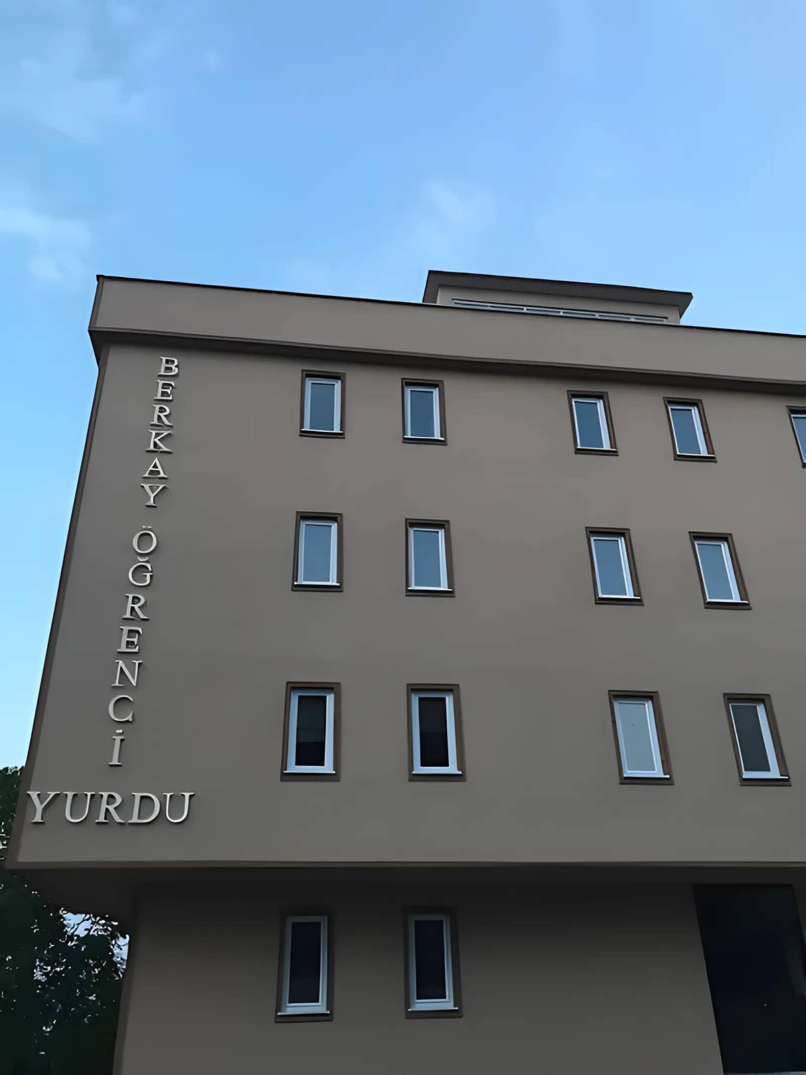 Berkay Erkek Öğrenci Yurdu