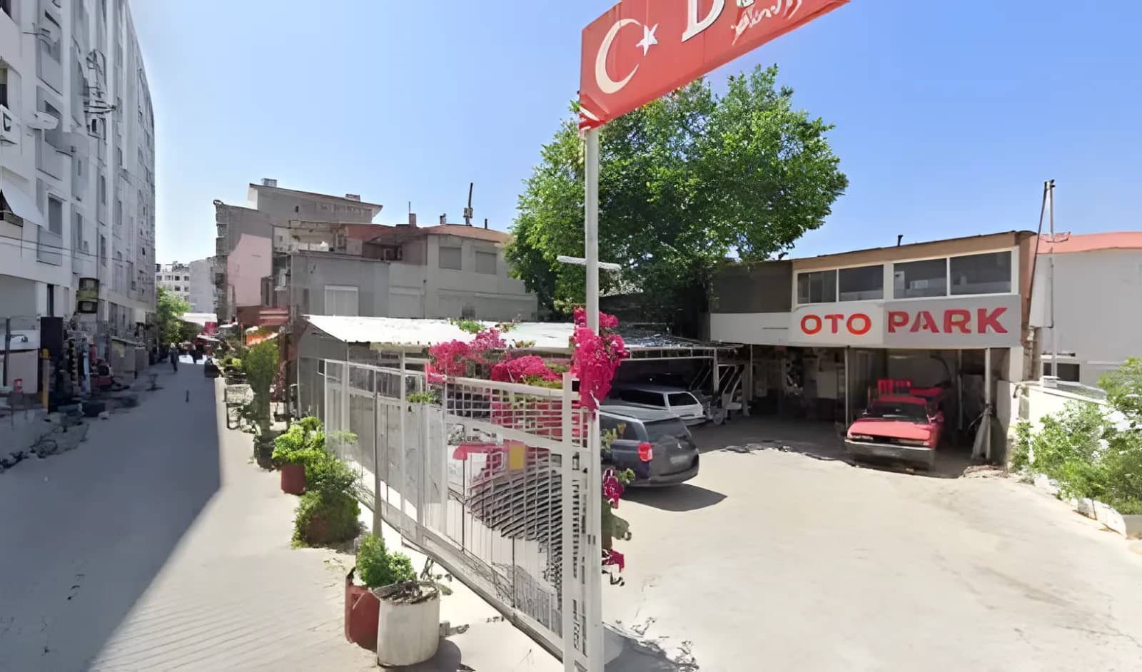Bornova Belediyesi Yüzüncü Yıl Kız Öğrenci Yurdu Görsel 2