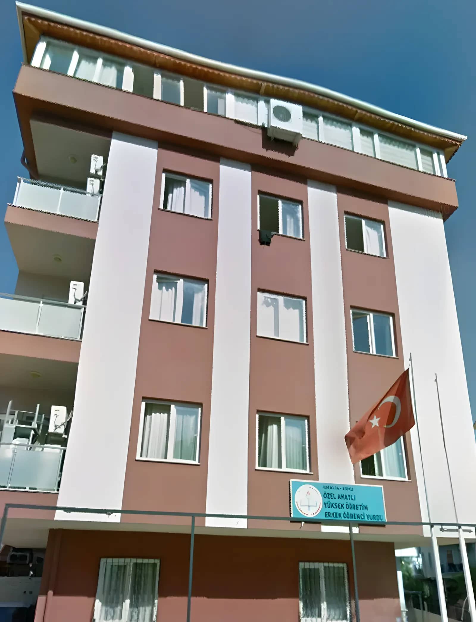 Akdeniz Üniversitesi Antalya Kepez Ahatlı Yükseköğretim Erkek Öğrenci Yurdu Görsel 2