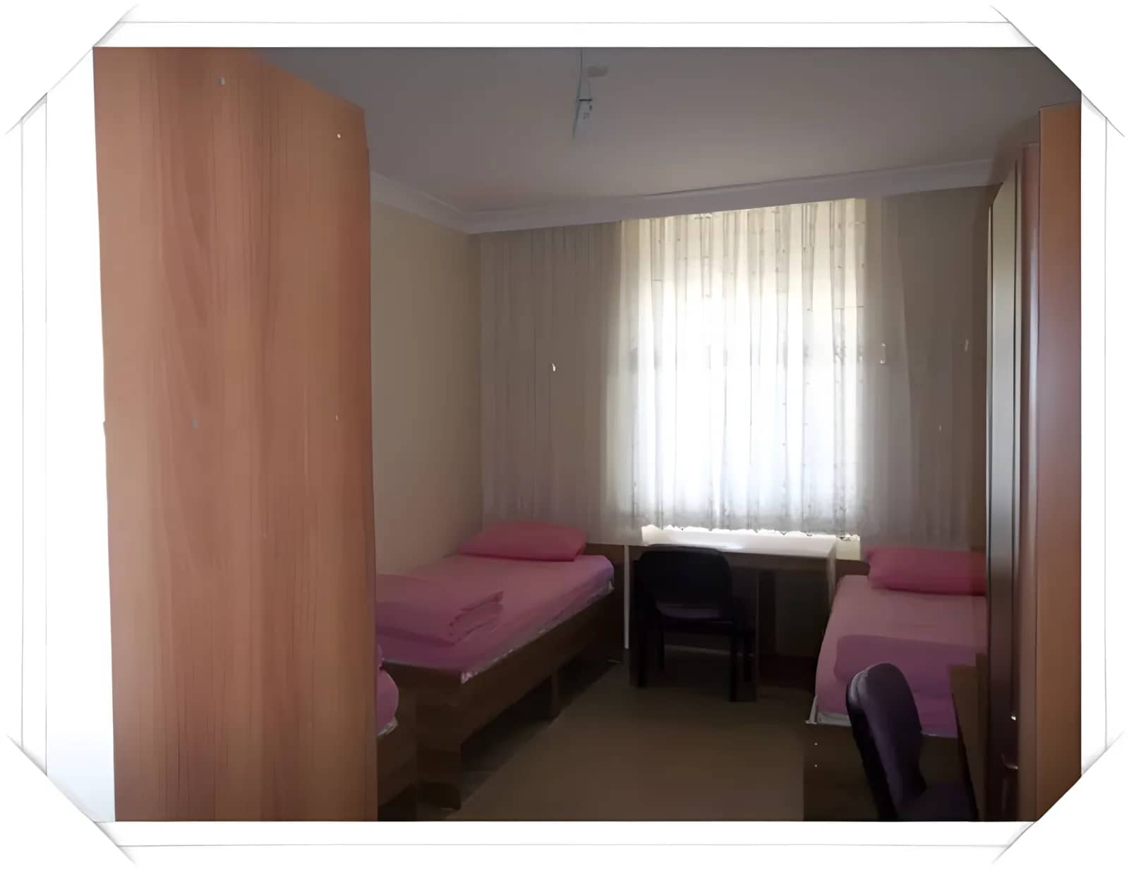 Aral Özel Kız Öğrenci Yurdu