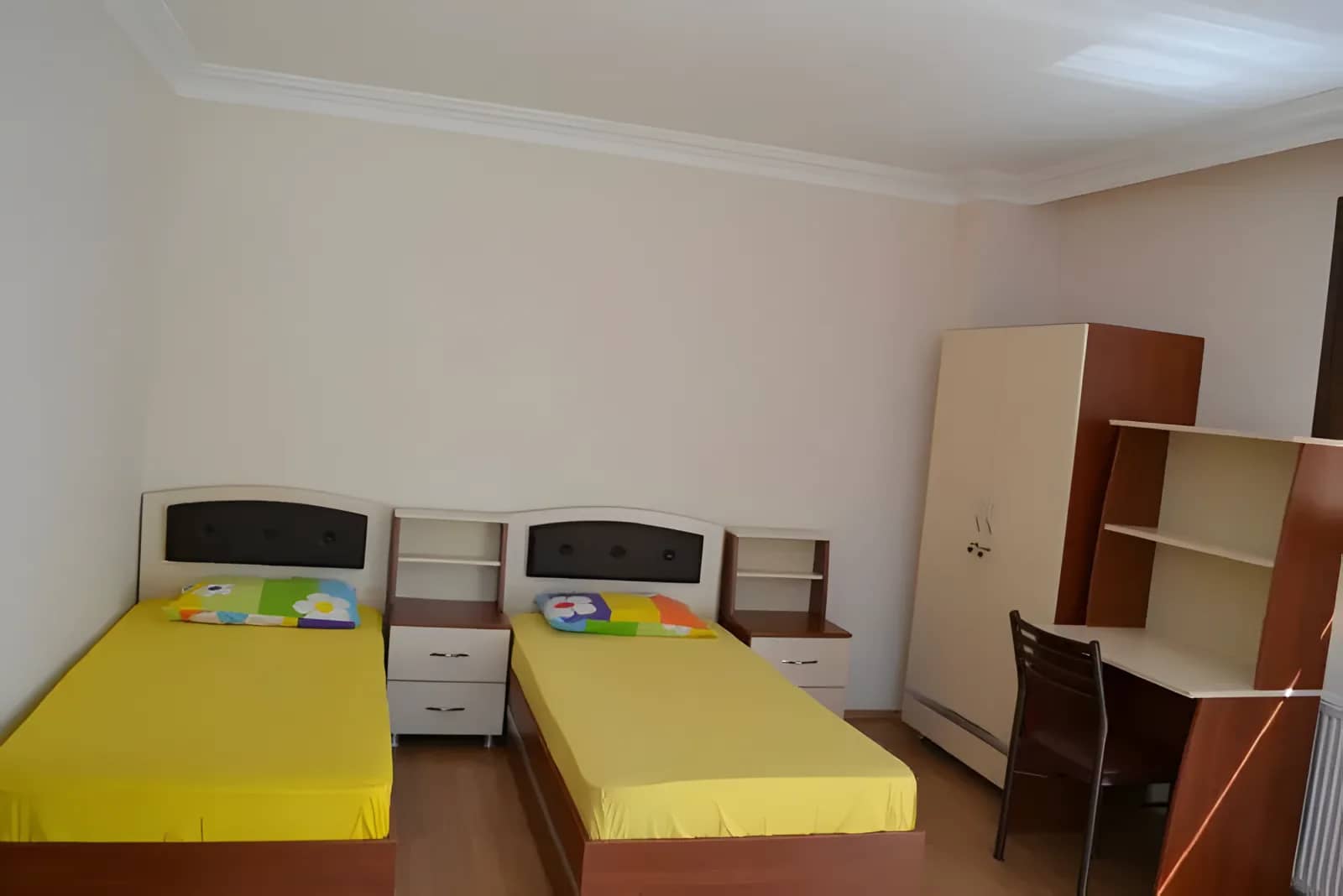 Akademi Deluxe Stüdyo Erkek Öğrenci Apart