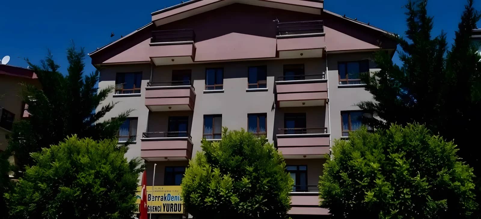 Berrak Deniz Kız Öğrenci Yurdu