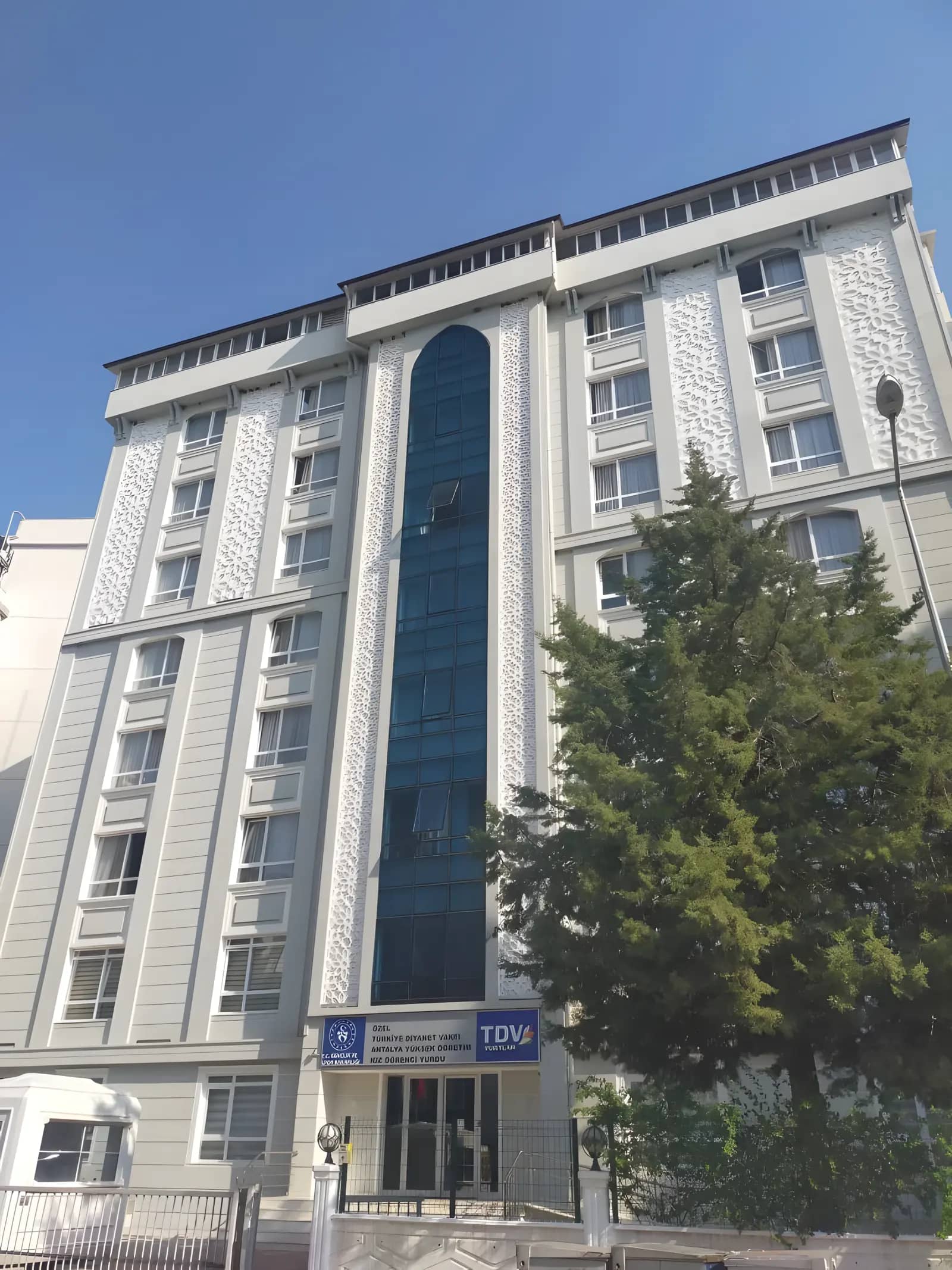 Türkiye Diyanet Vakfı Antalya Yükseköğrenim Kız Öğrenci Yurdu