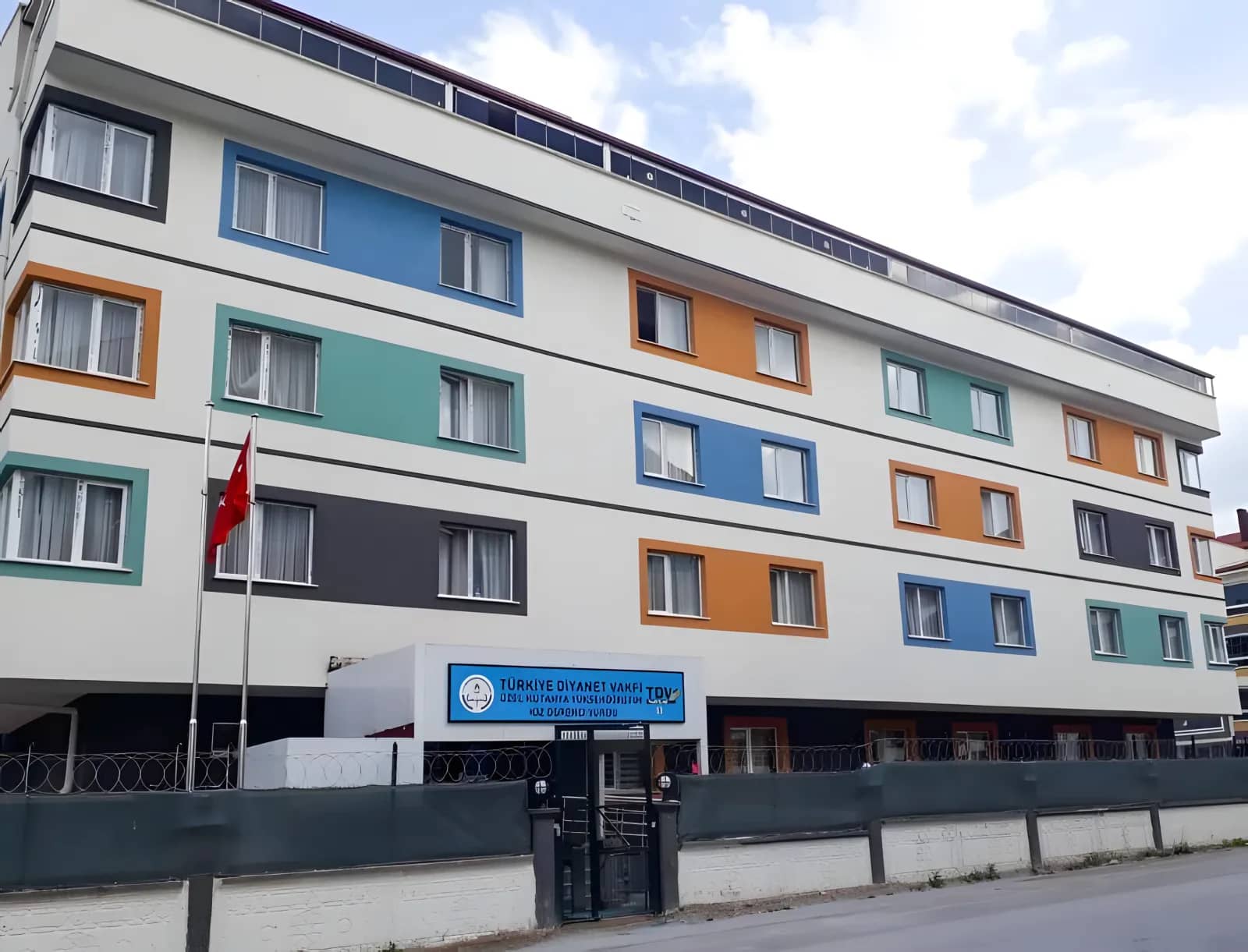 Türkiye Diyanet Vakfı Kütahya Yükseköğrenim Kız Öğrenci Yurdu Görsel 3