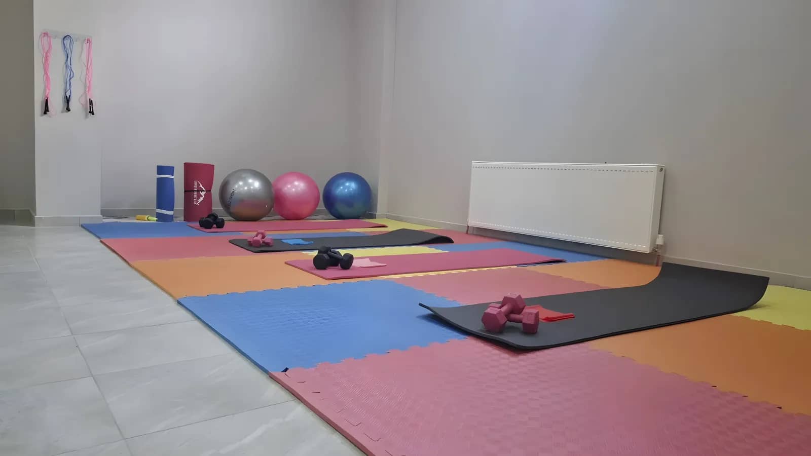 Özel Ensar Vakfı İstanbul Bağcılar Hazreti Hatice Yükseköğrenim Kız Öğrenci Yurdu Görsel 4