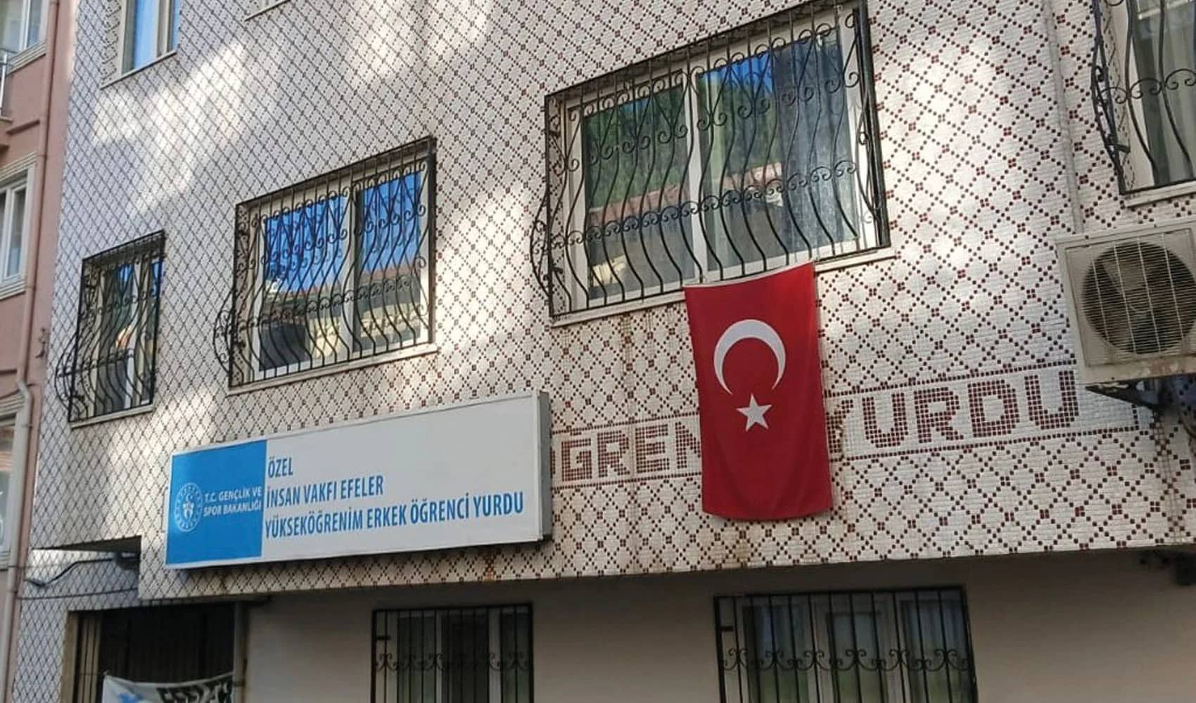 Özel İnsan Vakfı Efeler Yükseköğretim Erkek Öğrenci Yurdu
