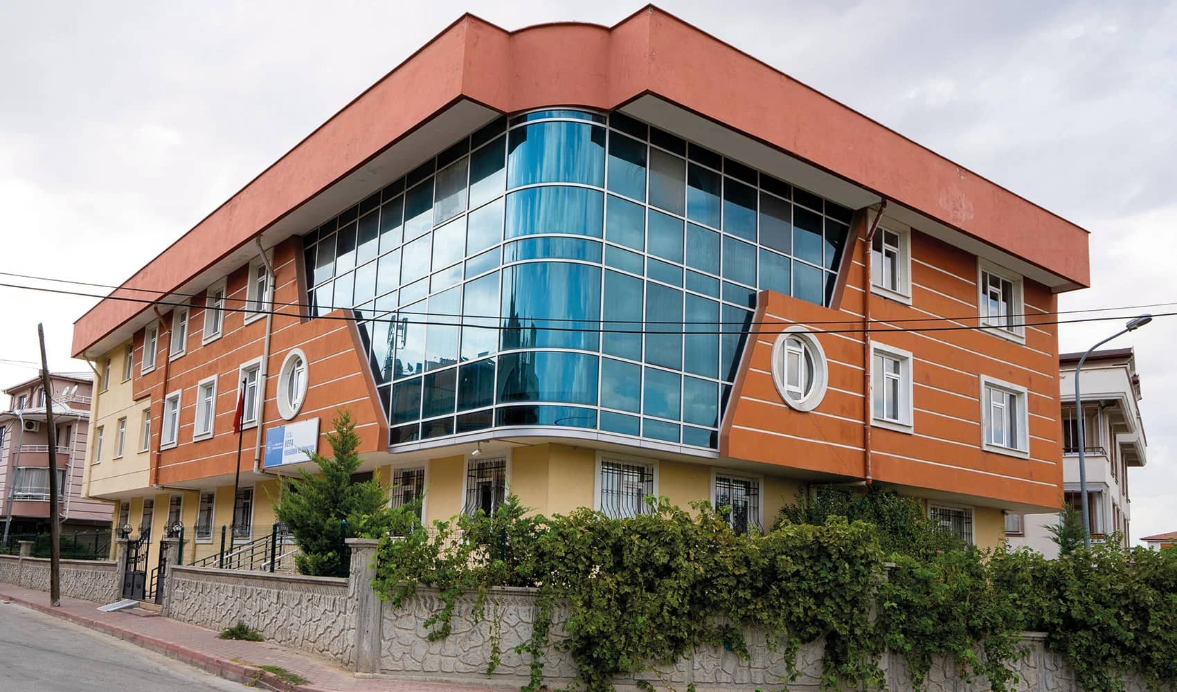 Özel İnsan Vakfı Vefa Yükseköğretim Kız Öğrenci Yurdu